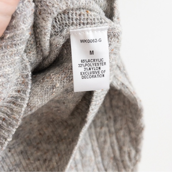 THML Pearl Button Collared Sweater - Picture 6 of 11